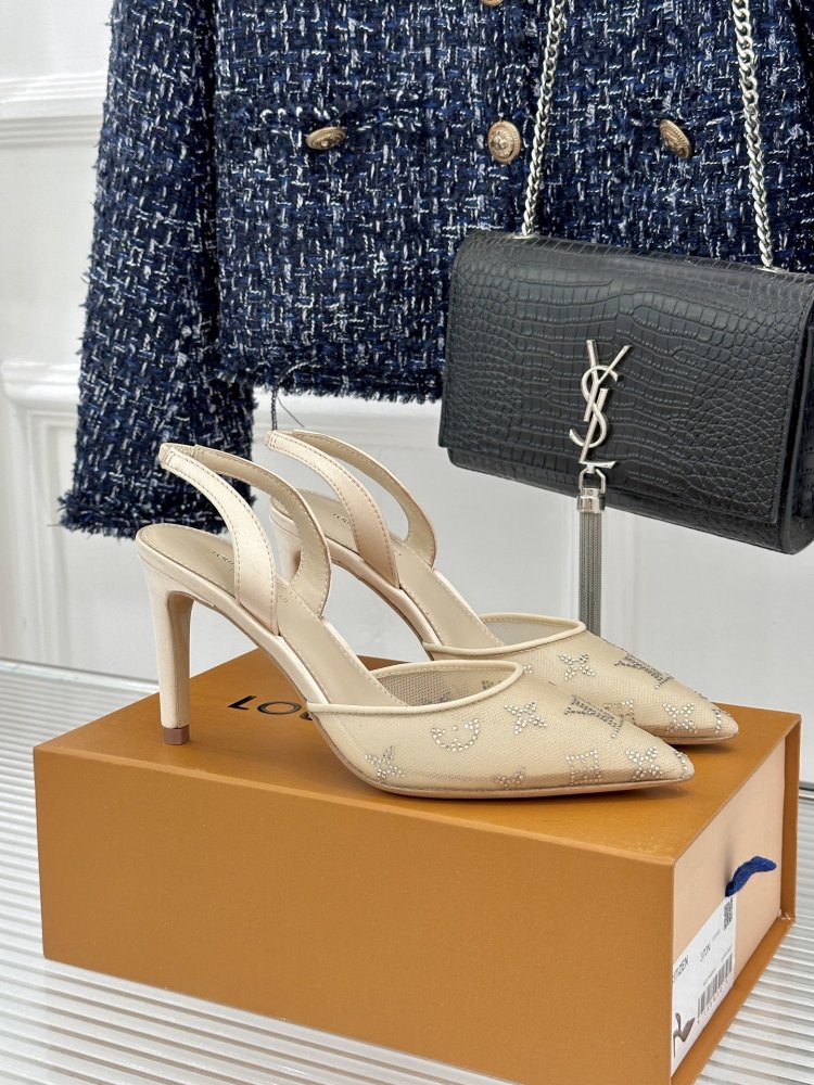 Shoes on high heel