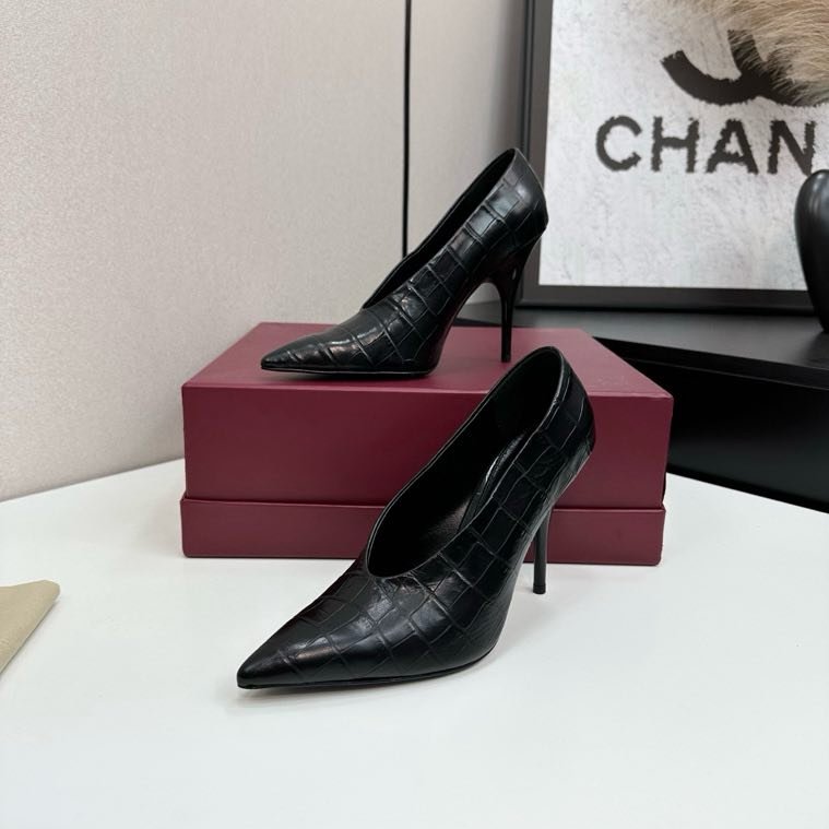 Туфлі на високому підборах фото 2