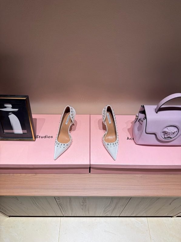 Туфли на высоком каблуке фото 2