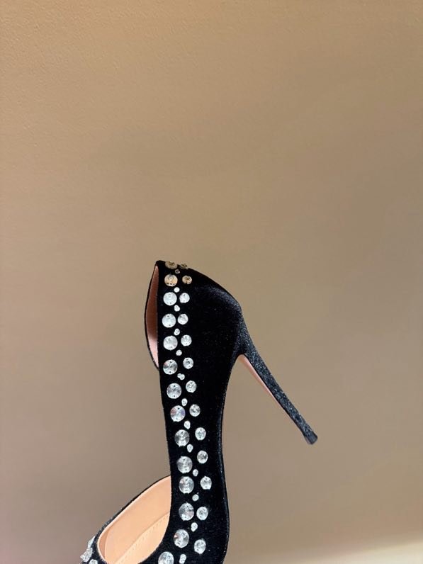 Туфли на высоком каблуке фото 3