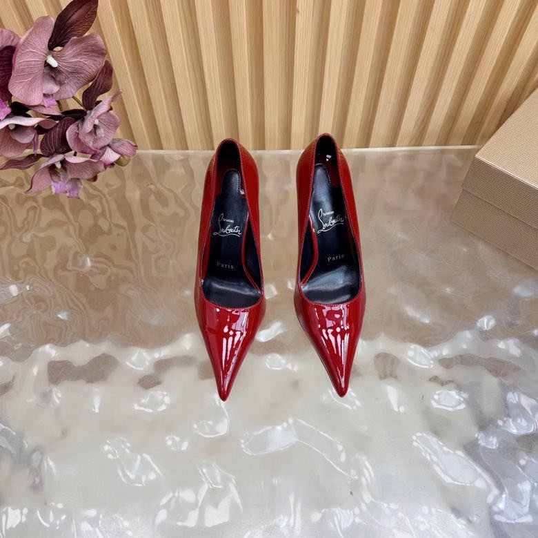 Туфли на высоком каблуке фото 3