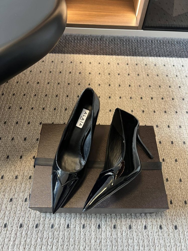 Туфлі на високому підборах фото 4