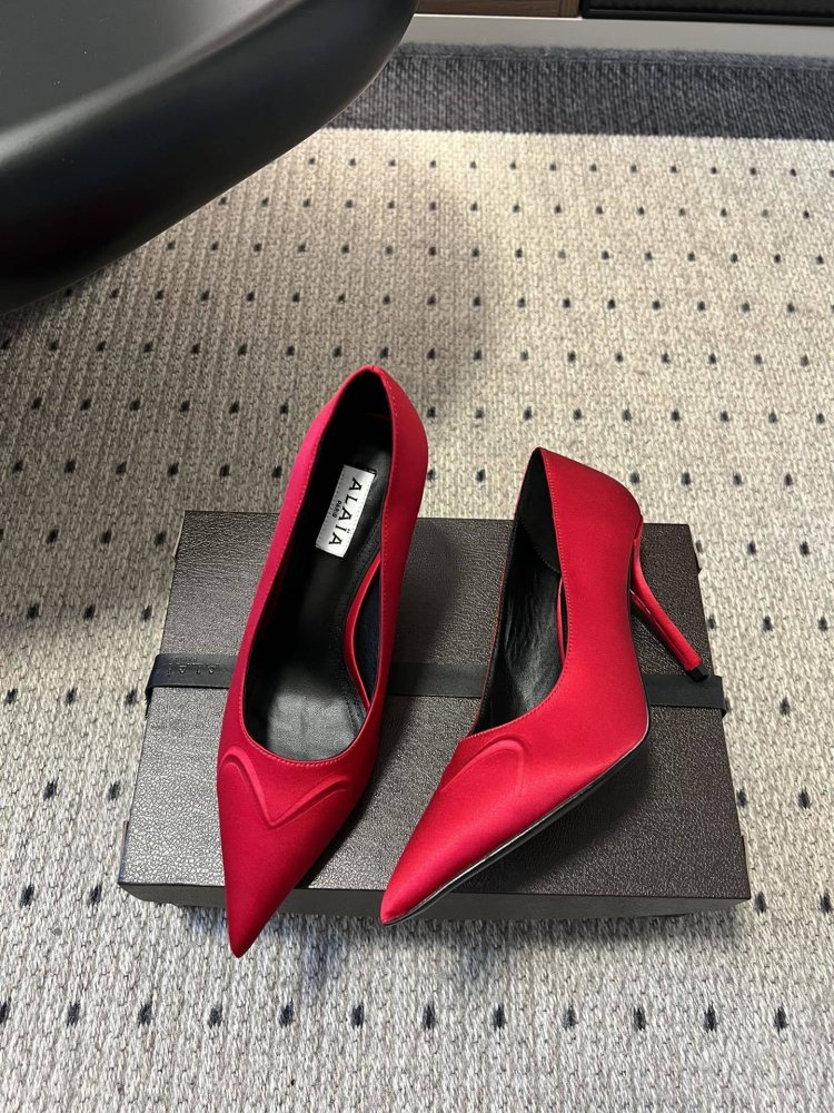 Туфлі на високому підборах фото 4