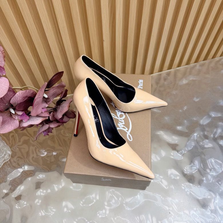 Туфли на высоком каблуке фото 4