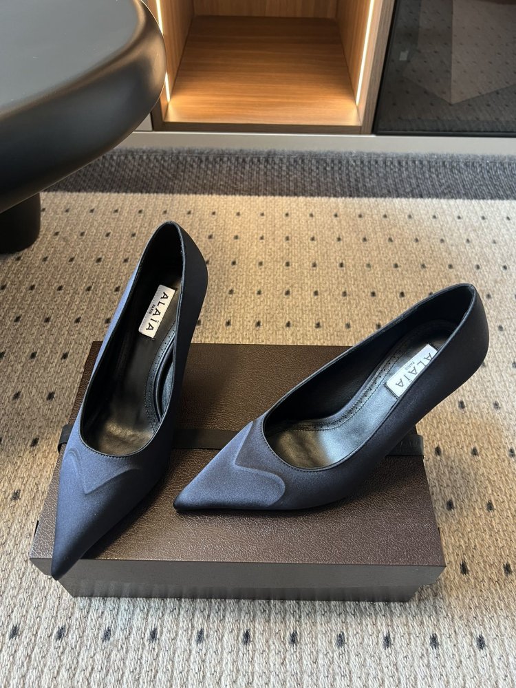 Туфлі на високому підборах фото 5