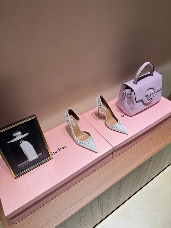 Туфли на высоком каблуке фото 5