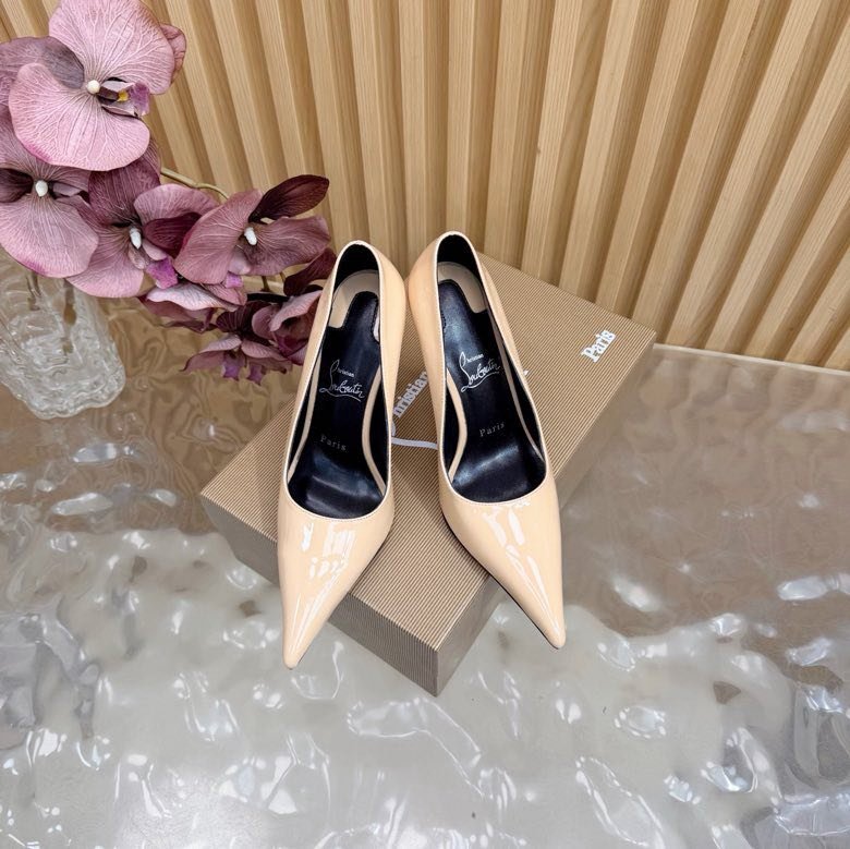 Туфли на высоком каблуке фото 5