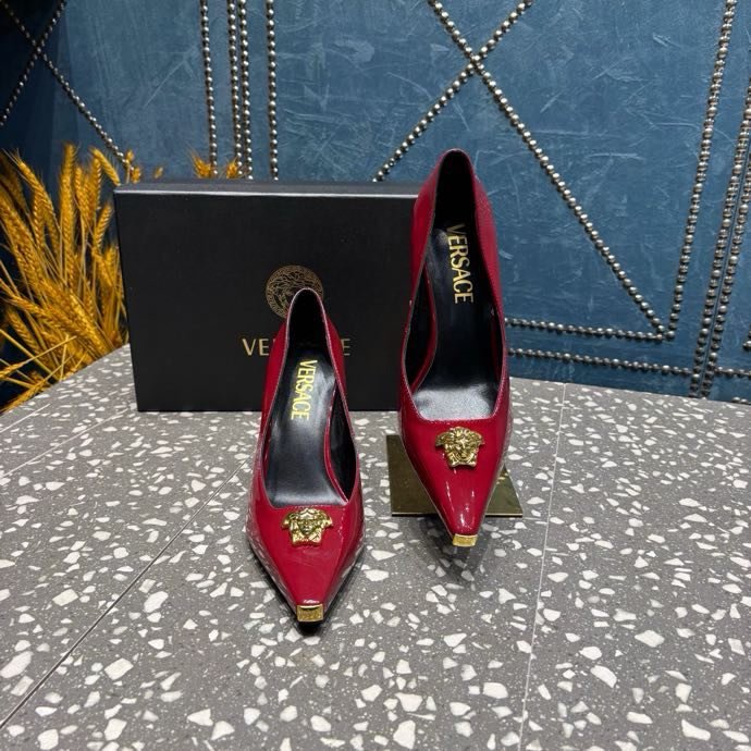 Туфли на высоком каблуке фото 5