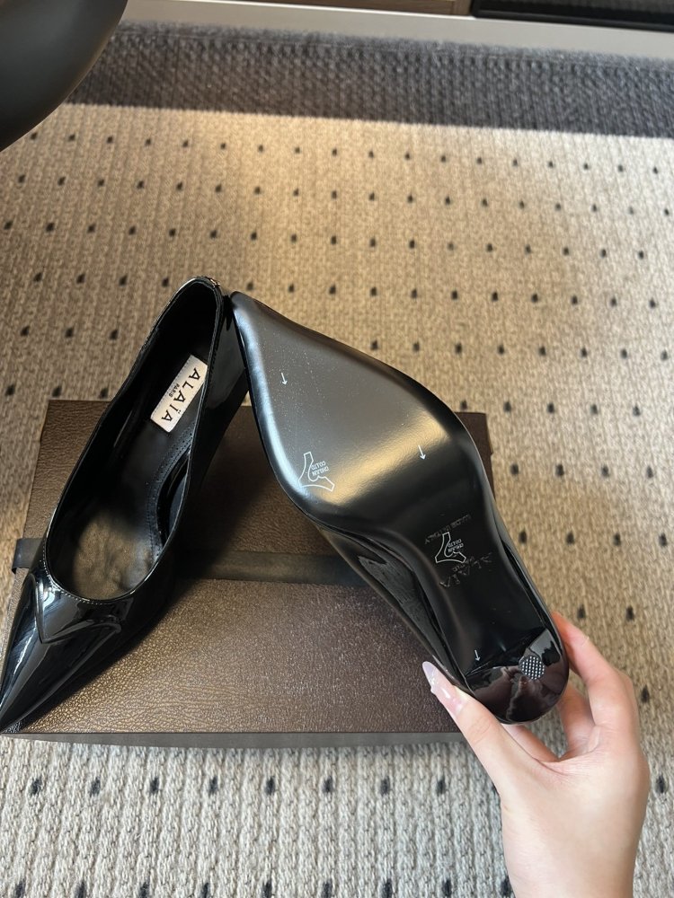 Туфлі на високому підборах фото 6