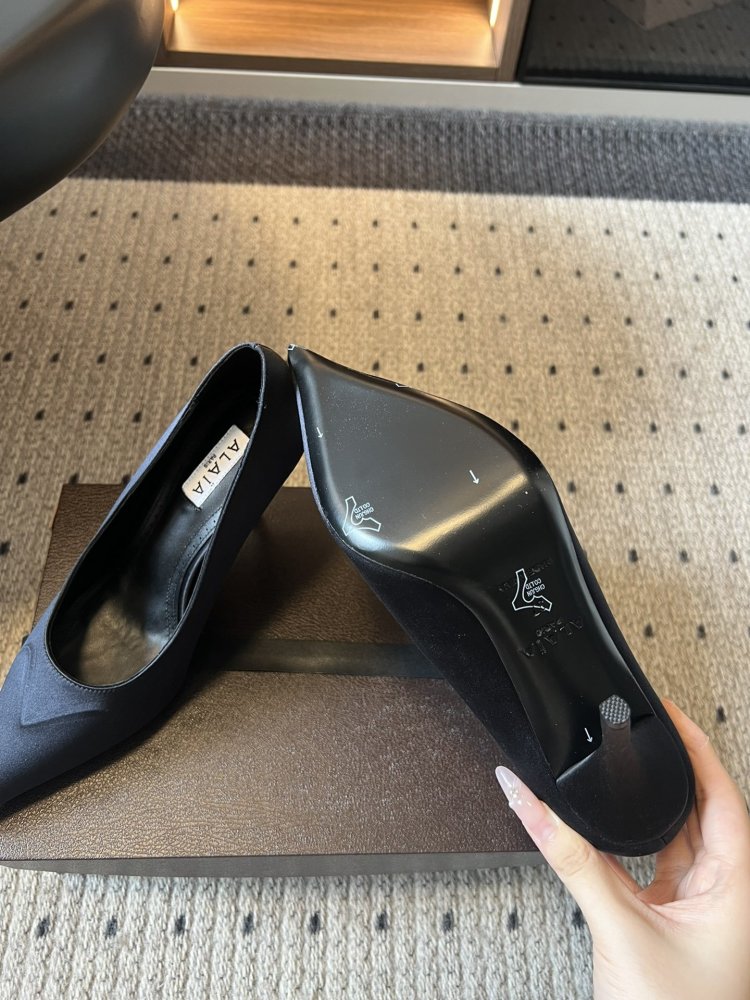 Туфлі на високому підборах фото 6