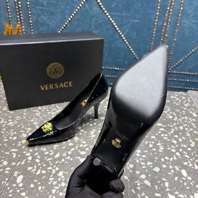 Туфли на высоком каблуке фото 6