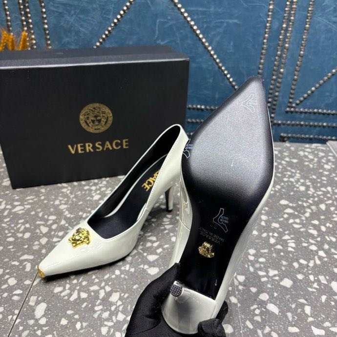 Туфли на высоком каблуке фото 6