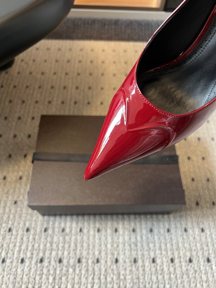 Туфлі на високому підборах фото 7