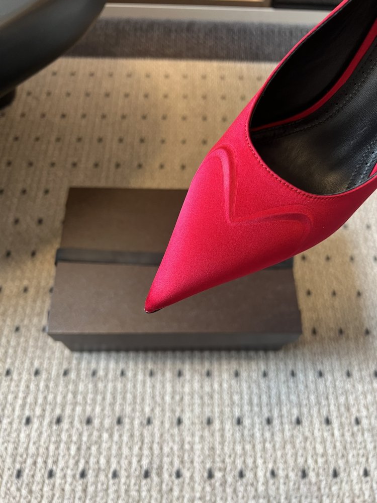 Туфлі на високому підборах фото 7