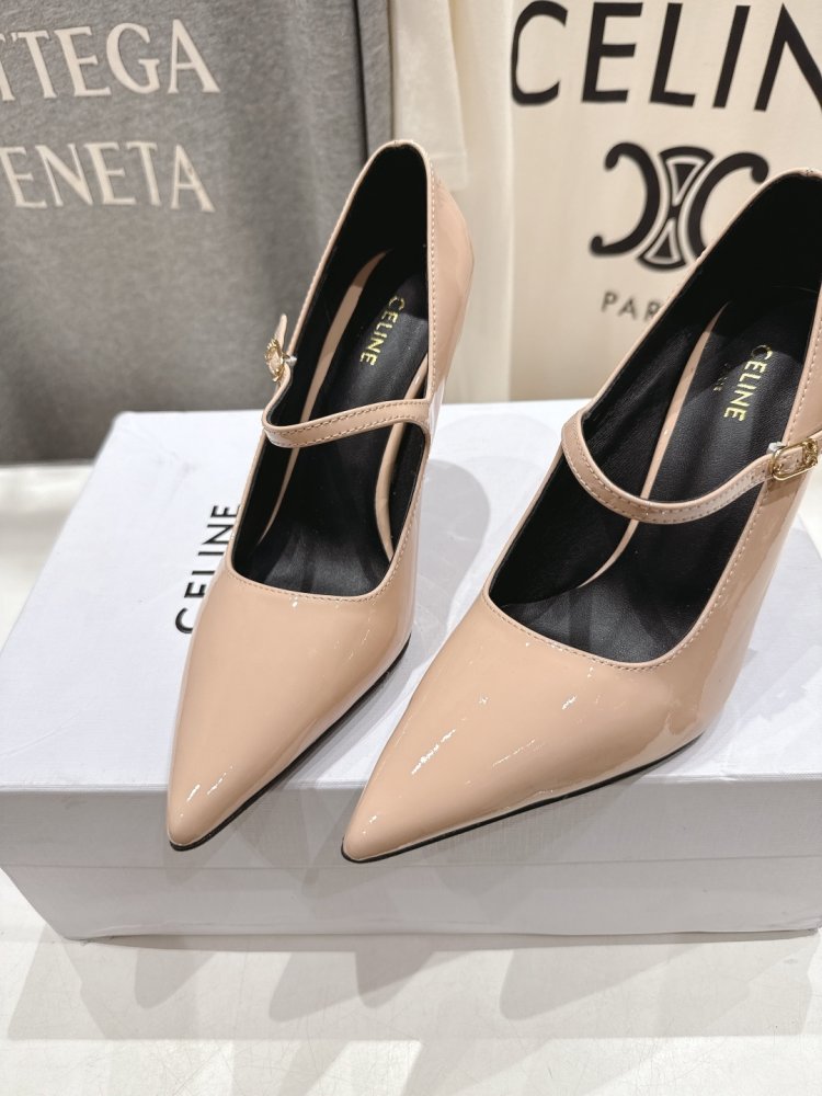 Туфли на высоком каблуке фото 7