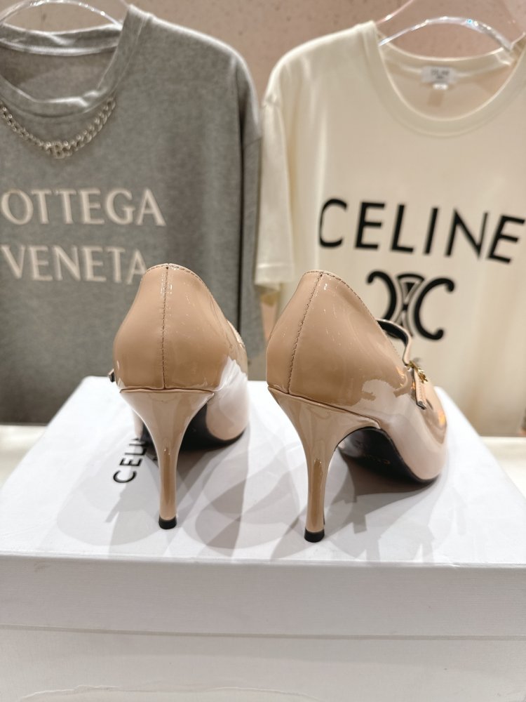 Туфли на высоком каблуке фото 8