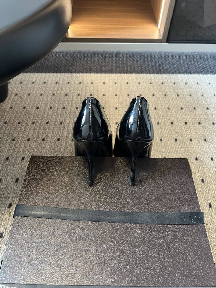 Туфлі на високому підборах фото 9