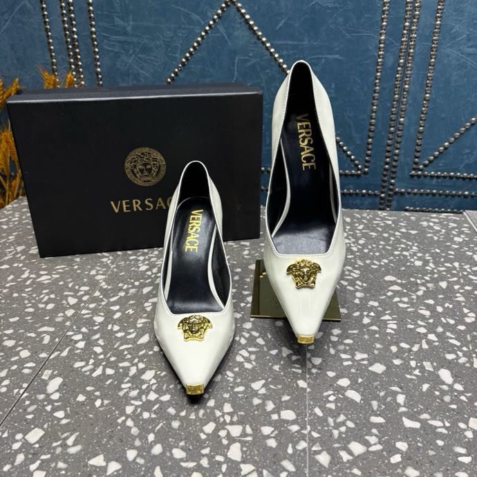 Туфли на высоком каблуке фото 9