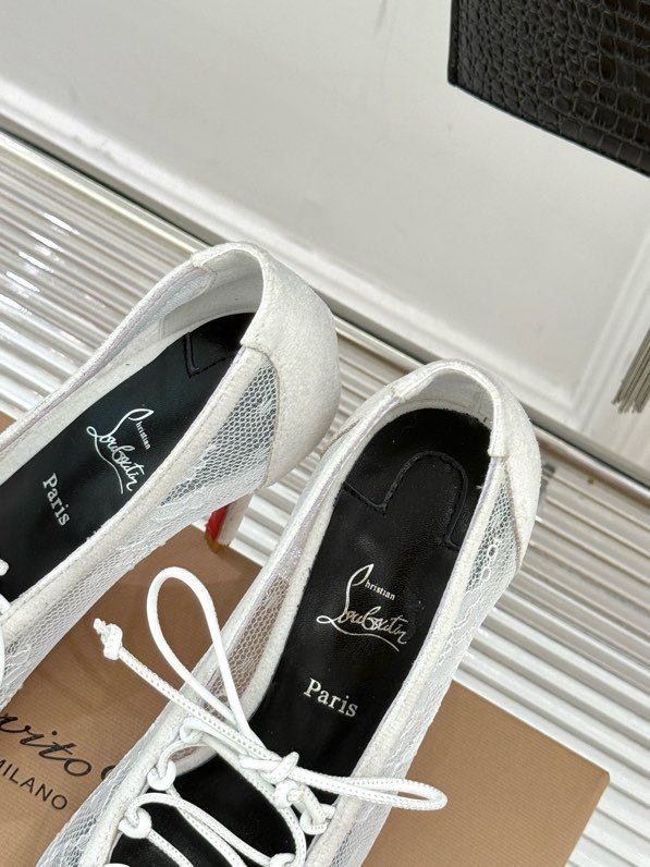 Туфли с кружевом на высоком каблуке фото 9