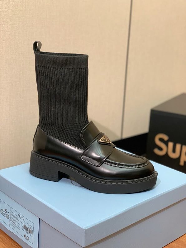 Туфли с носком кожаные женские фото 3