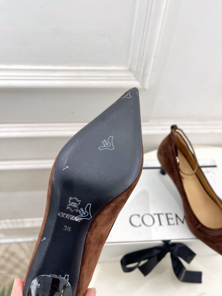 Туфли с заостренным носком и высоким каблуком фото 9