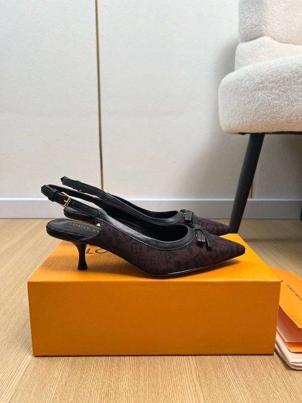 Shoes-слингбэк of мультиколор монограммной canvas from bow on kitten heel