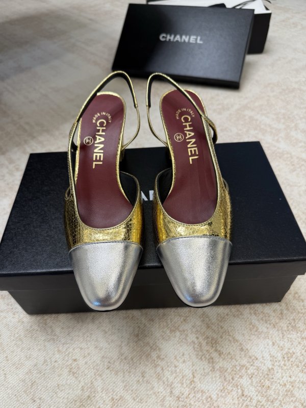 Shoes слингбэк leather from contrast black leather Cape