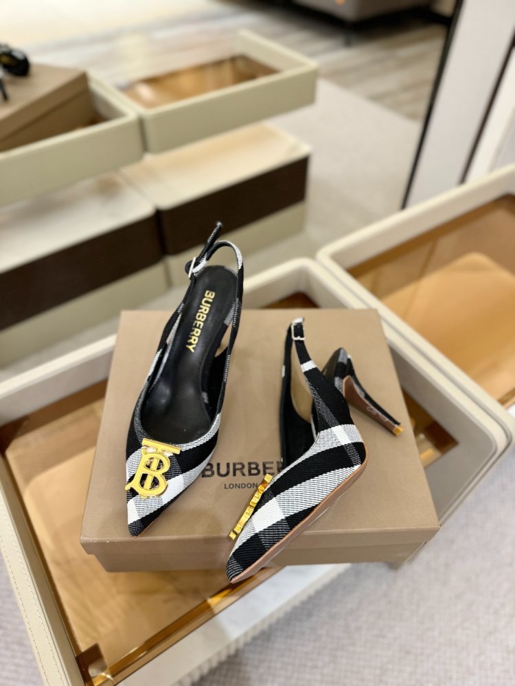 Shoes слингбэк on stud at plaid принте from gold logo