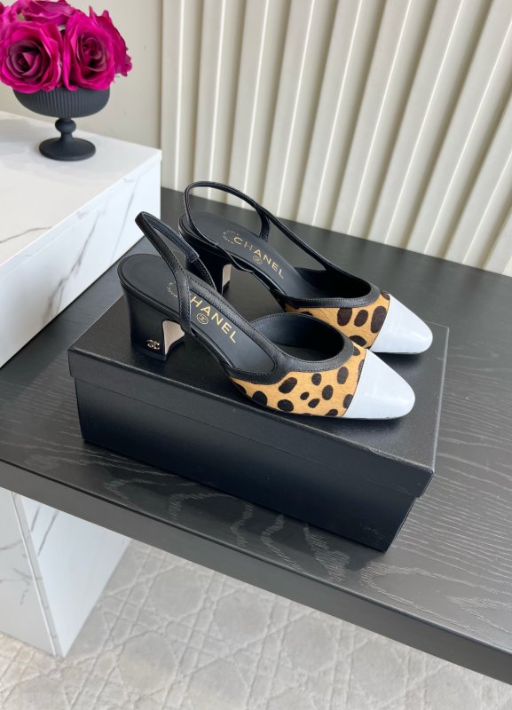 Туфли слингбэки на квадратном каблуке