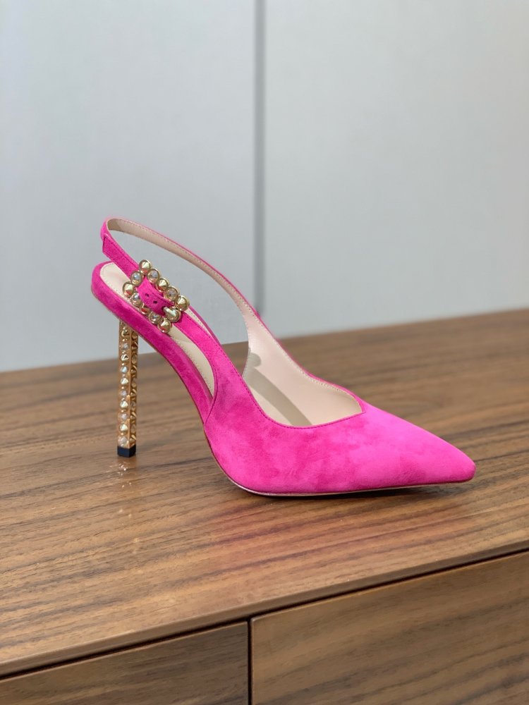 Shoes слингбэки on stud from sharp the toe