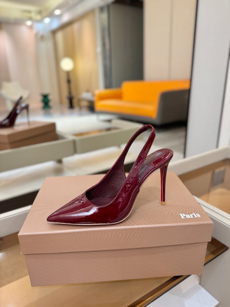 Shoes-слингбэки on stud