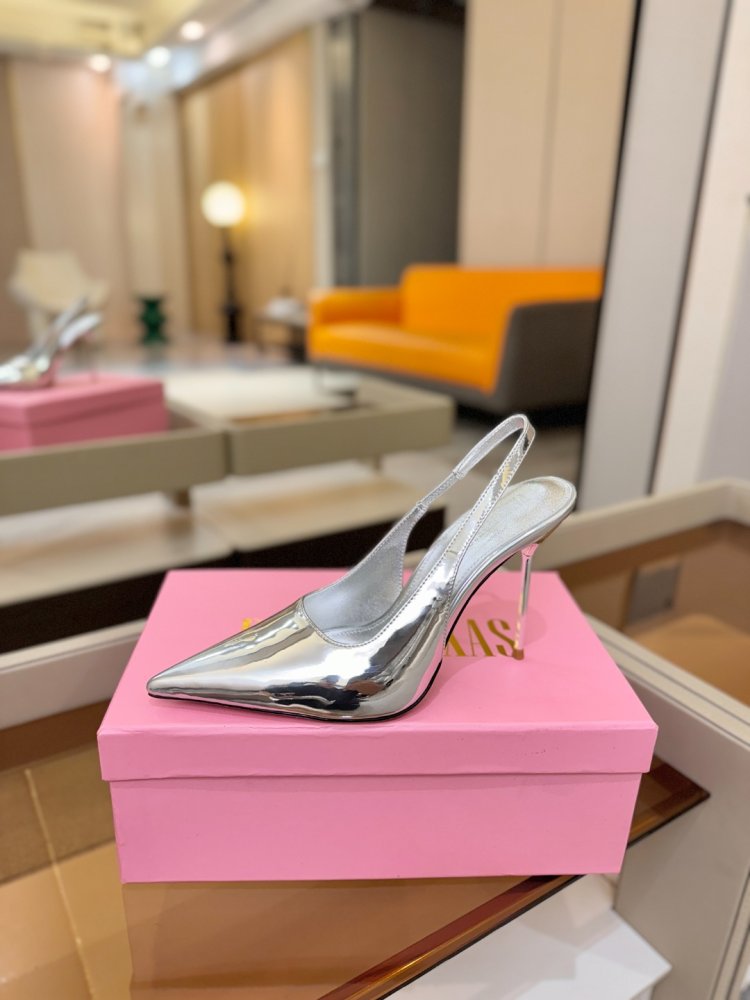 Shoes слингбэки on stud