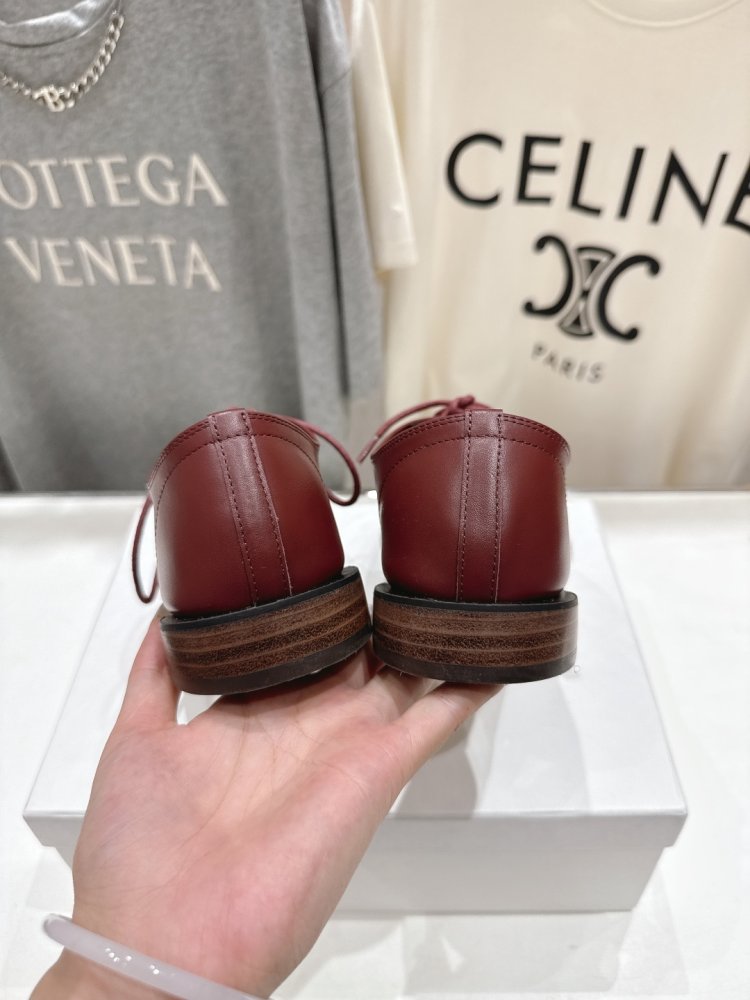 Туфли со шнуровкой и квадратным носком фото 8