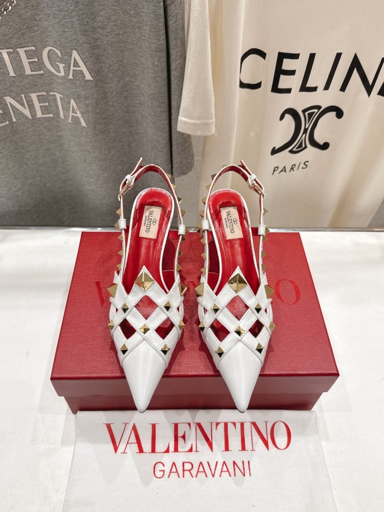 Shoes Valentino Garavani Rockstud on stud from Rivets and strap on ankle