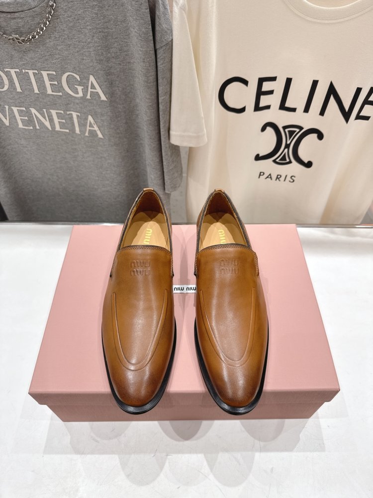 Туфли женские кожаные