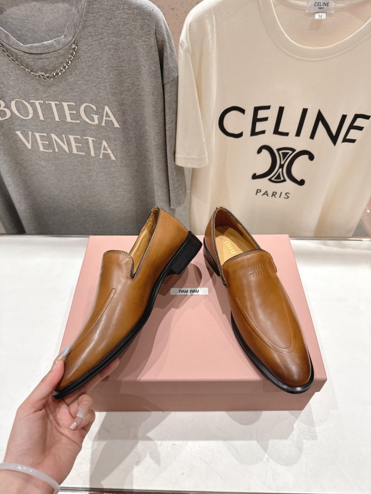 Туфли женские кожаные фото 3