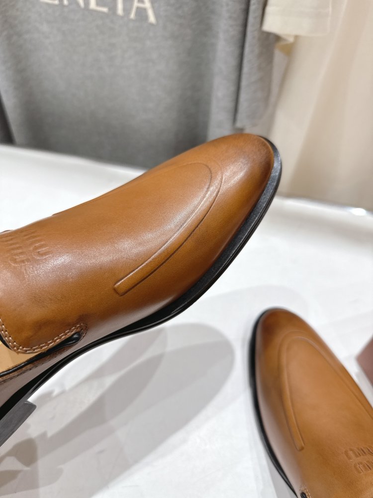 Туфли женские кожаные фото 7