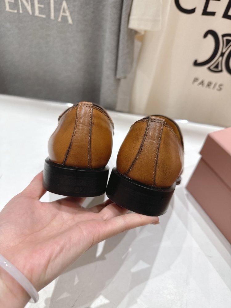 Туфли женские кожаные фото 8