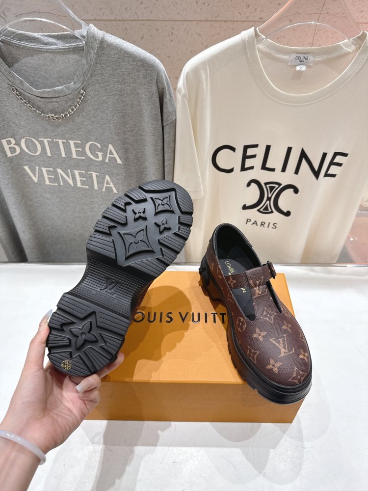 Shoes women's leather фото 9