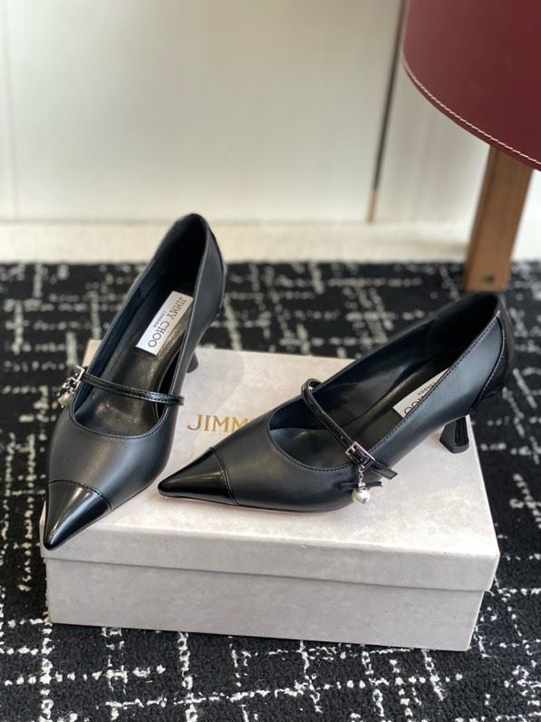 Туфли женские на каблуке фото 9