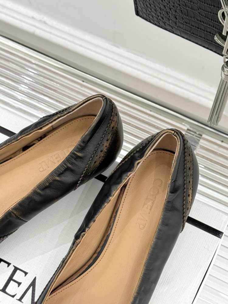 Туфли женские на низком каблуке с острым носком фото 8