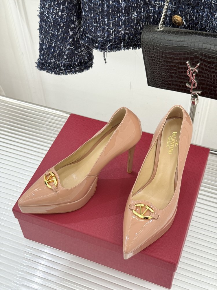 Туфли женские на платформе и высоком каблуке фото 2