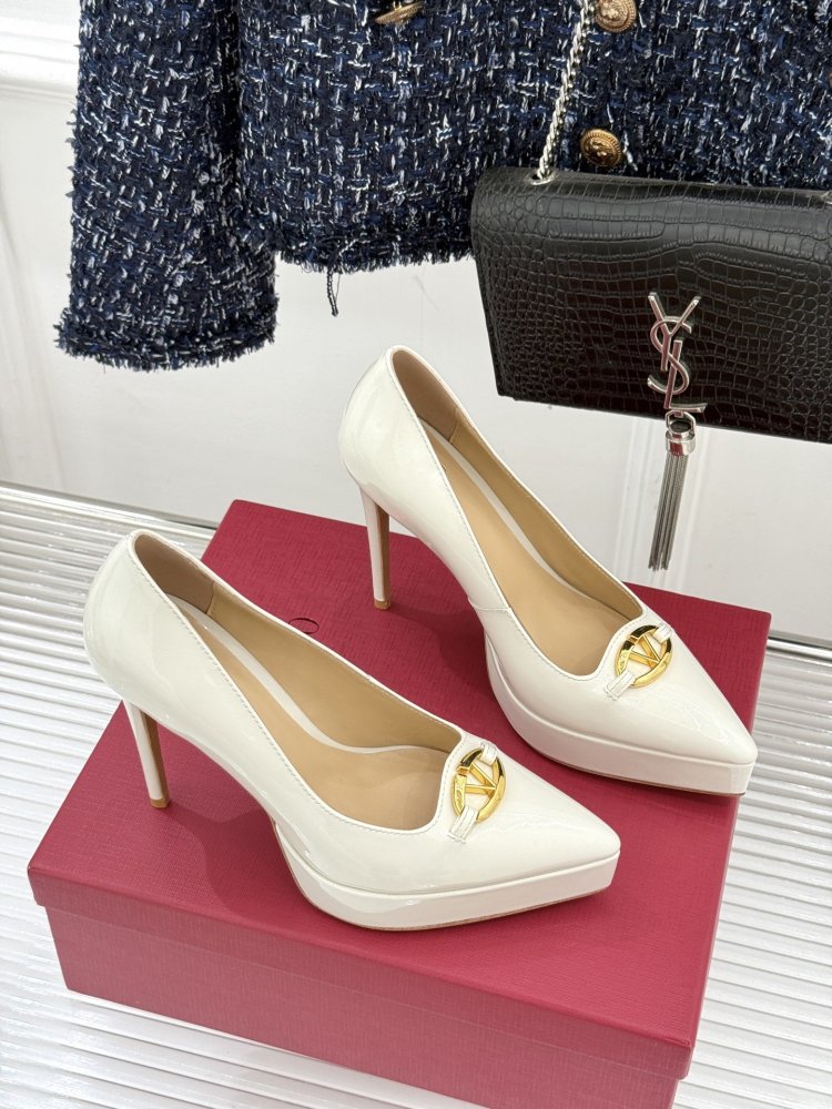 Туфли женские на платформе и высоком каблуке фото 3