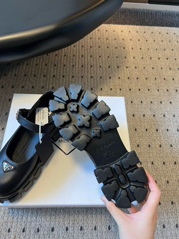 Shoes women's on platform фото 4