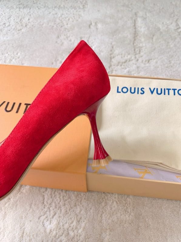 Туфлі жіночі на середньому підборах фото 3