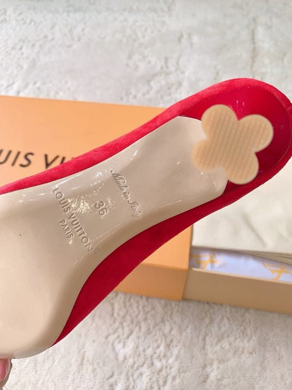 Туфлі жіночі на середньому підборах фото 4