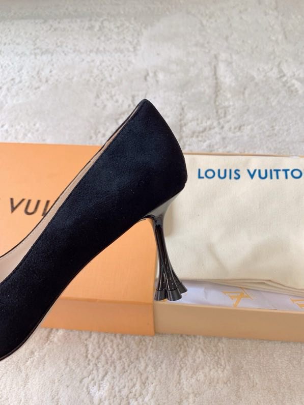 Туфлі жіночі на середньому підборах фото 5