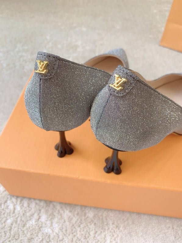 Туфли женские на среднем каблуке фото 6