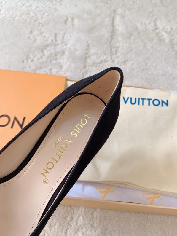 Туфлі жіночі на середньому підборах фото 8