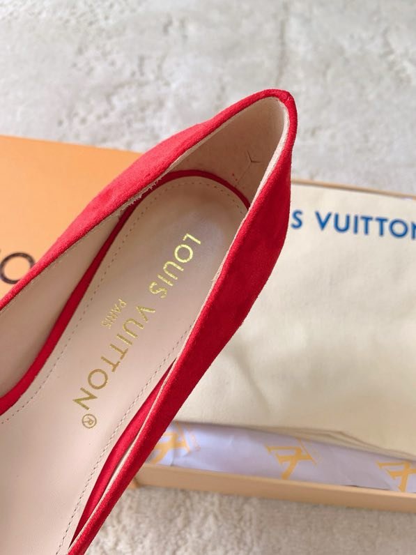 Туфлі жіночі на середньому підборах фото 8